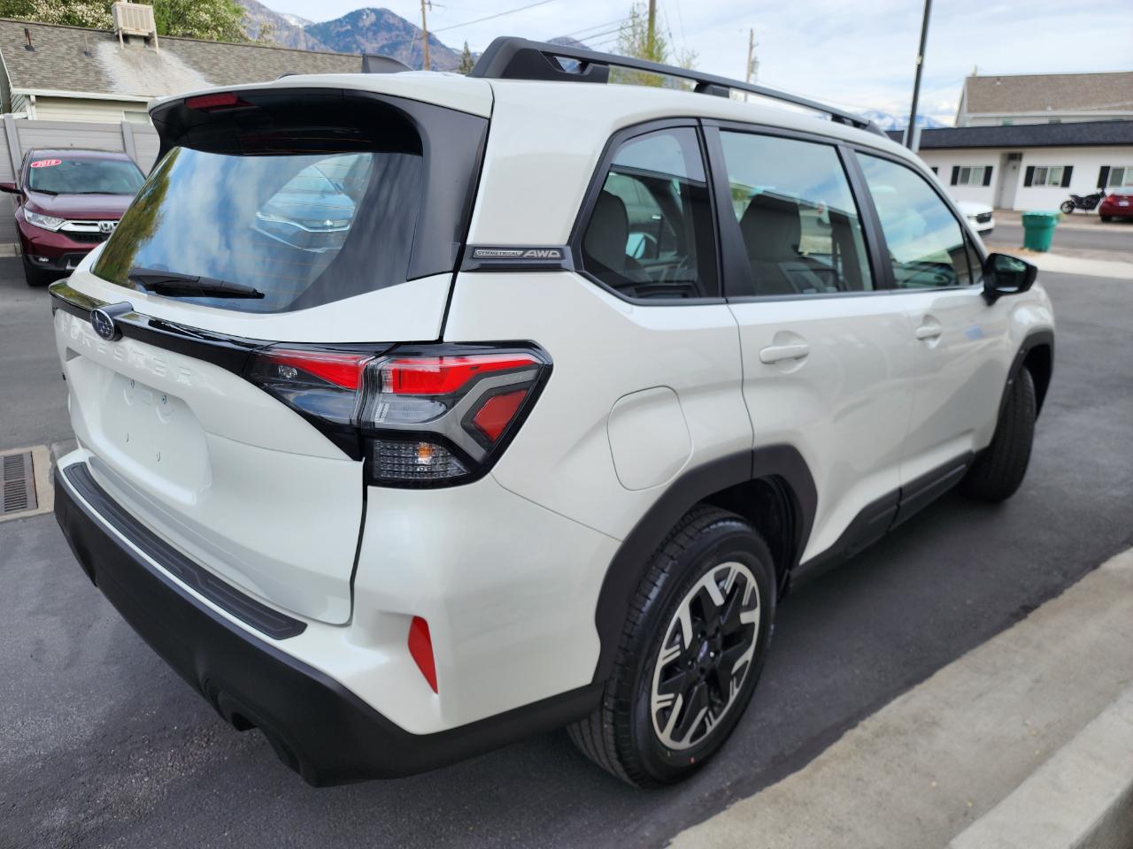 Subaru Forester Base 2025