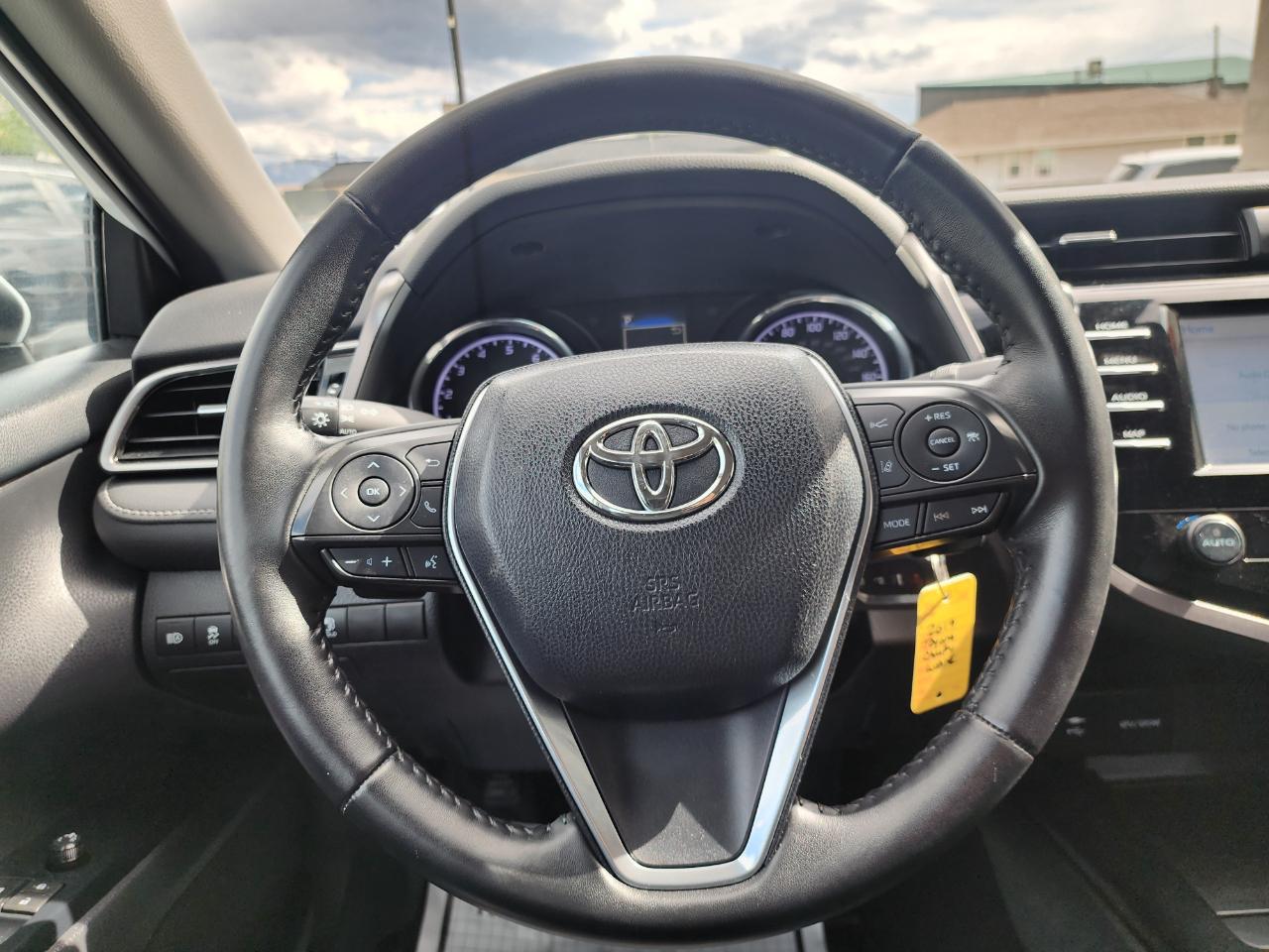 Toyota Camry SE 2019