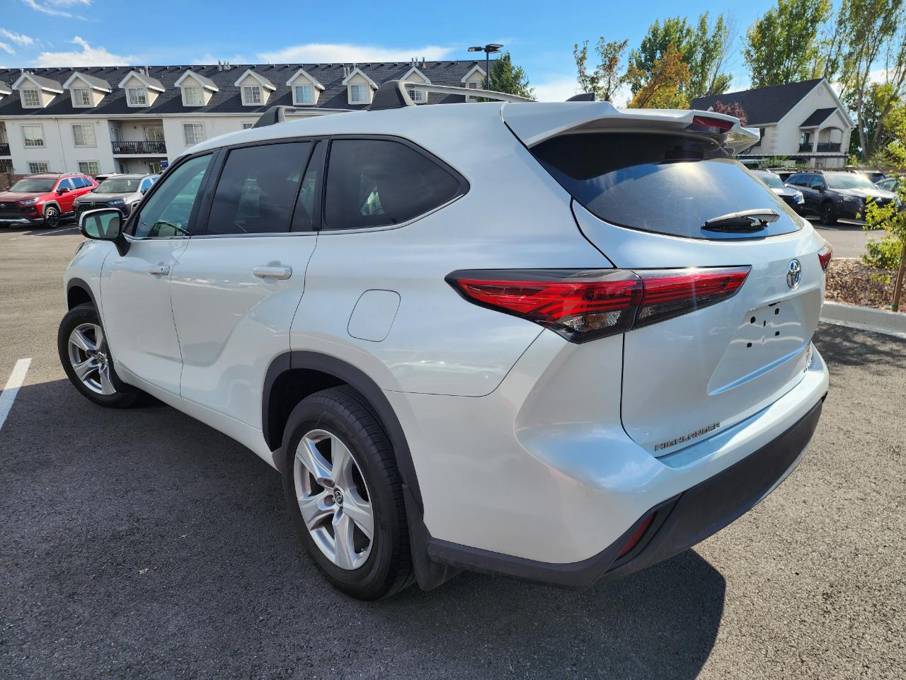 Toyota Highlander LE AWD V6 2022