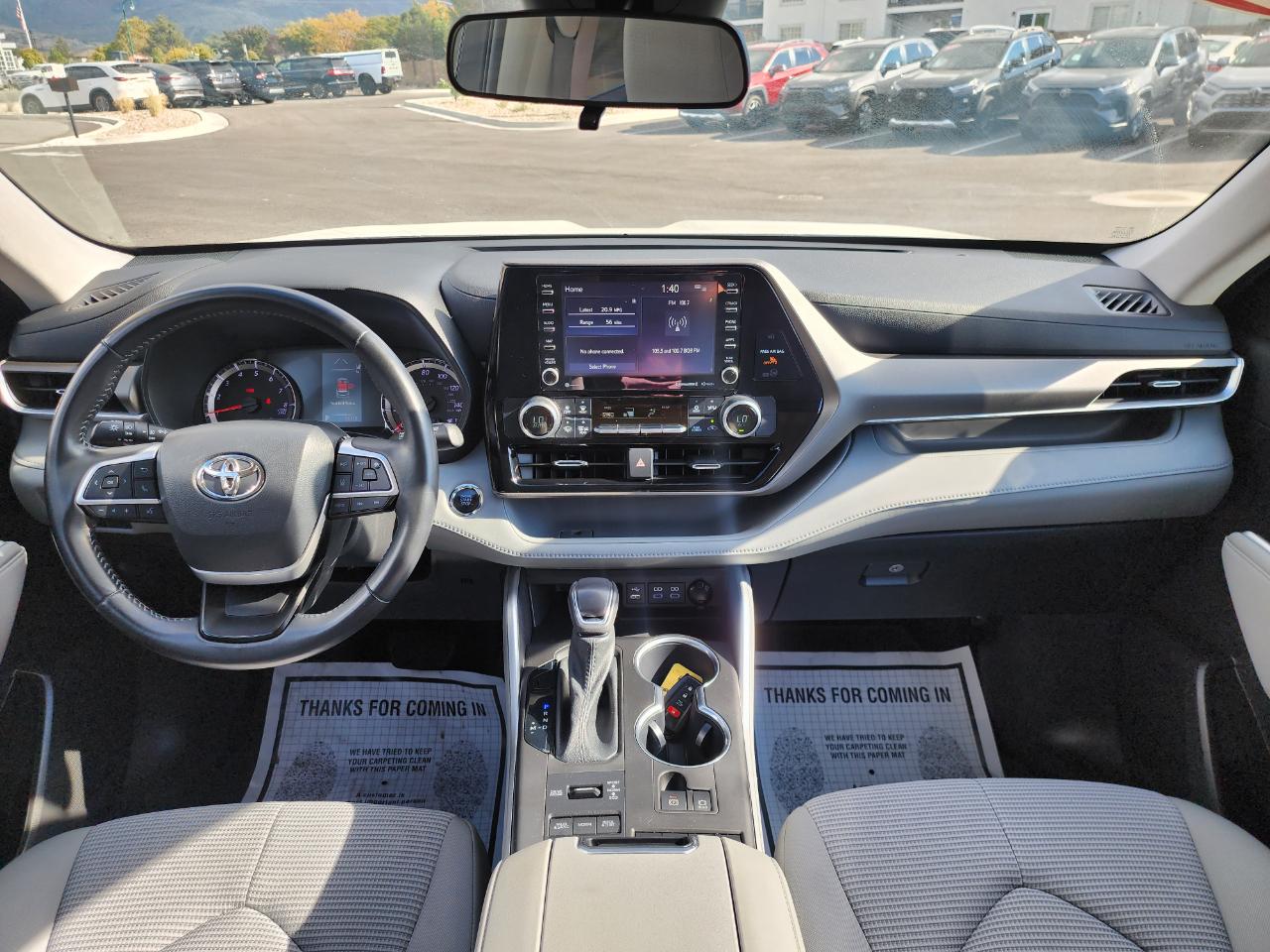 Toyota Highlander LE AWD V6 2022