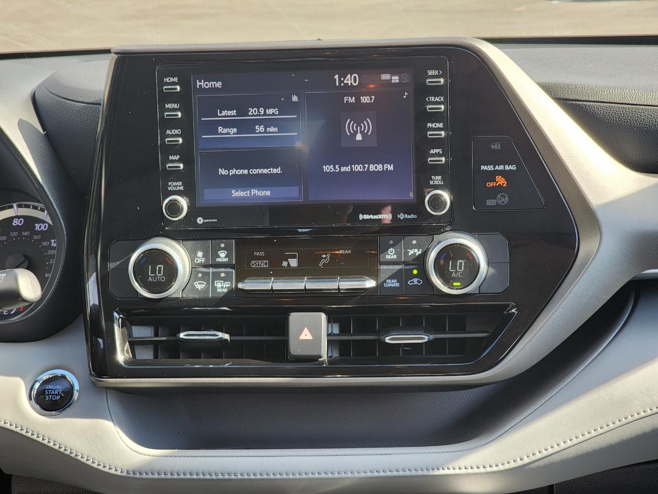 Toyota Highlander LE AWD V6 2022