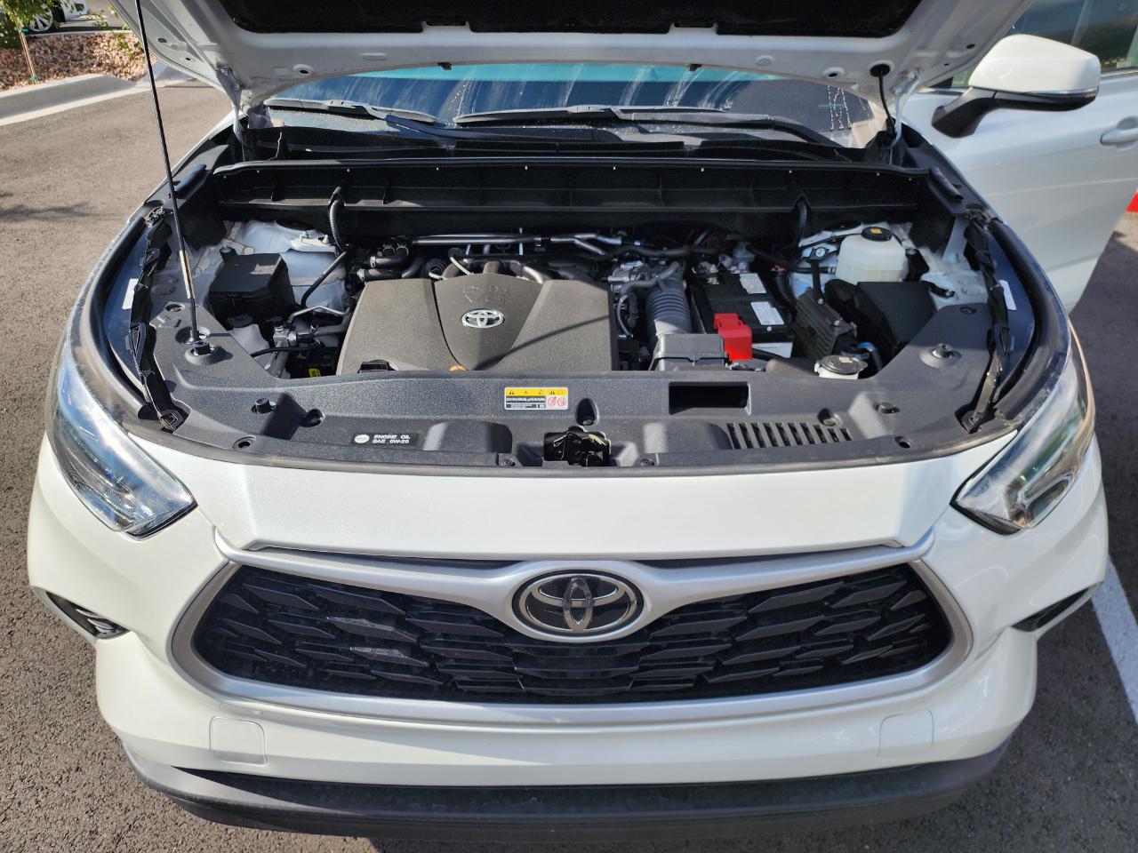 Toyota Highlander LE AWD V6 2022