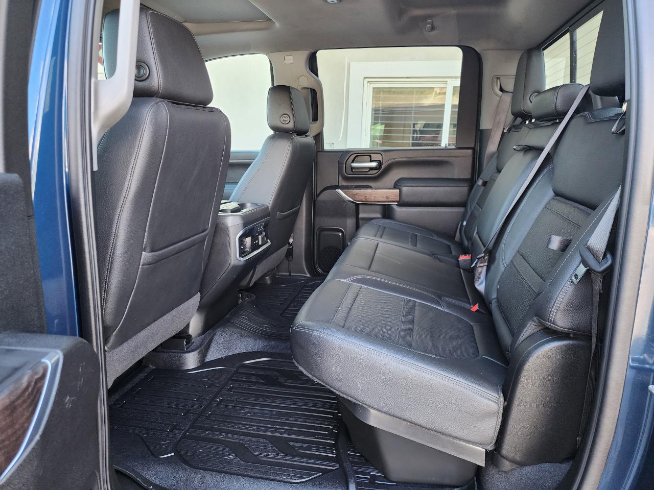 GMC Sierra 2500HD Denali Crew Cab 4WD 2020