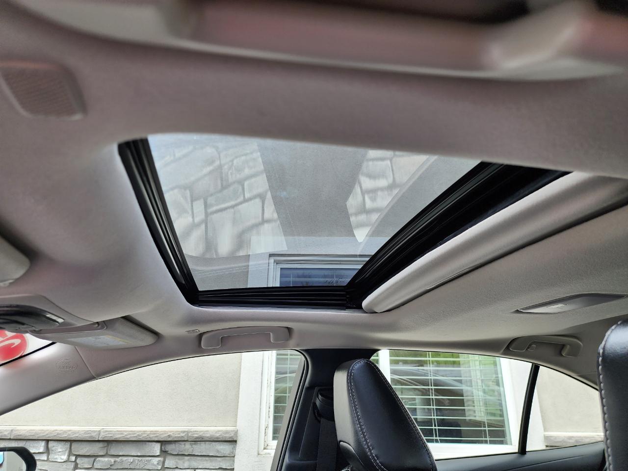 Toyota Corolla Hybrid  2025