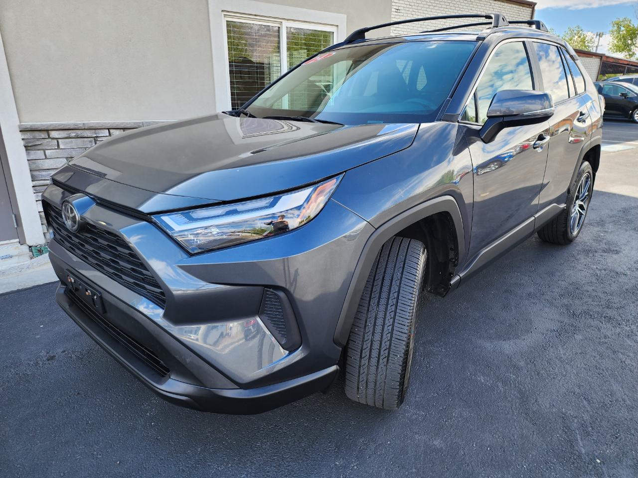 Toyota RAV4 XLE Premium AWD 2024