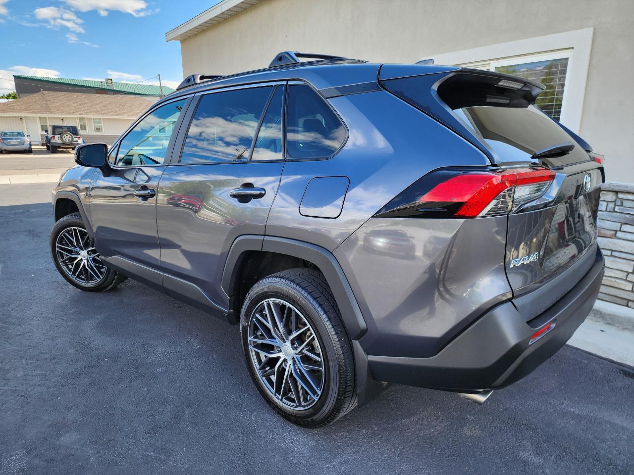 Toyota RAV4 XLE Premium AWD 2024