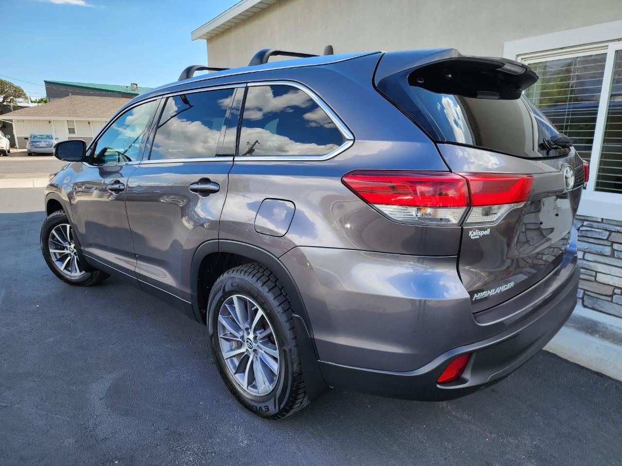 Toyota Highlander XLE AWD V6 2019