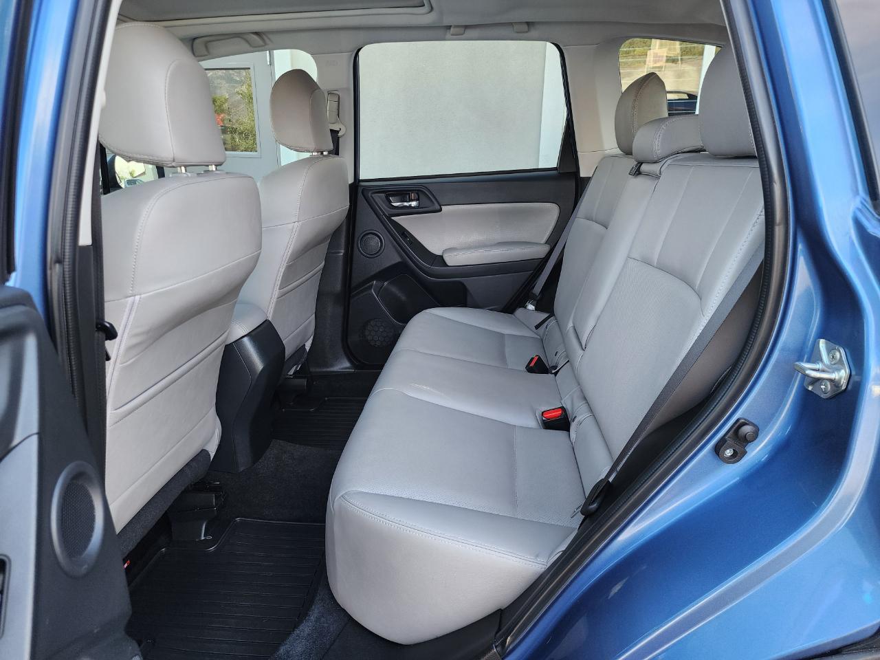 Subaru Forester 2.5i Limited 2015