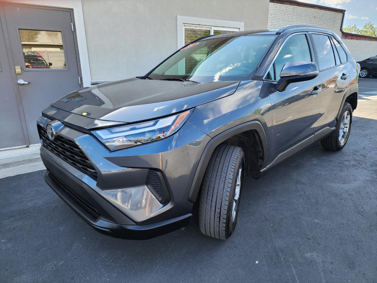 Toyota RAV4 XLE AWD 2025