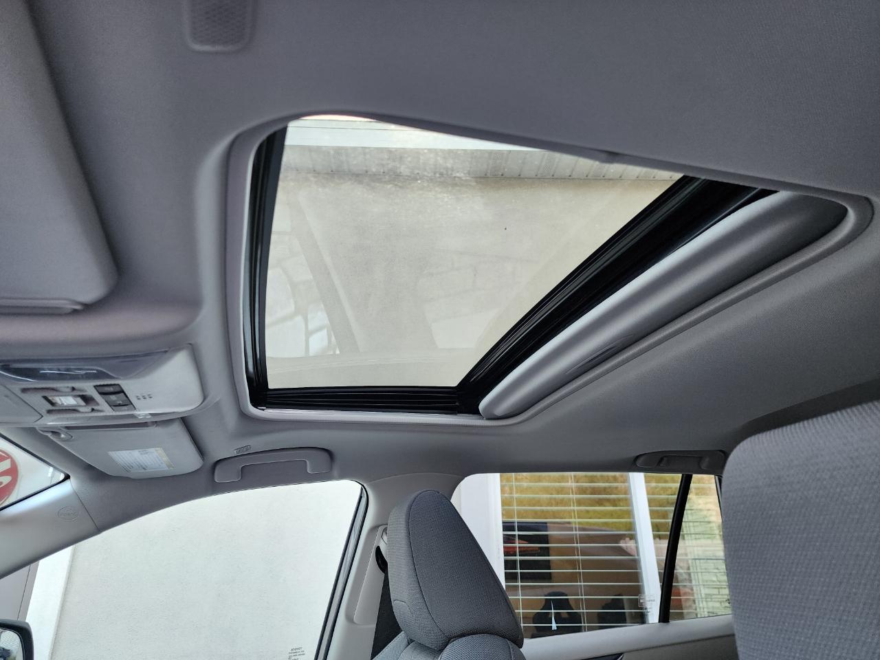Toyota RAV4 XLE AWD 2025