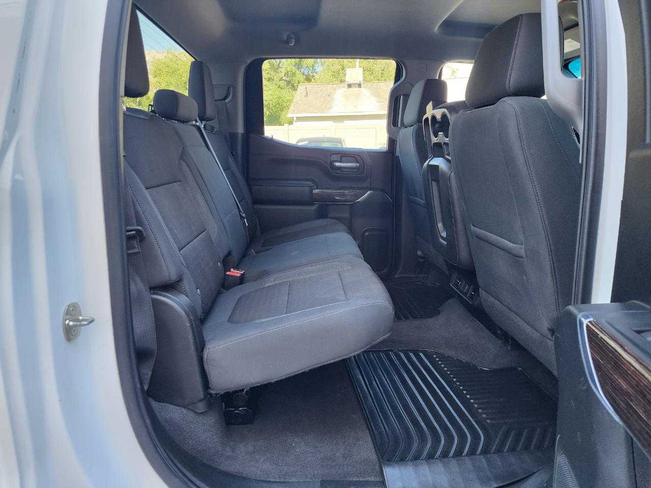 GMC Sierra 1500 SLE Crew Cab Short Box 4WD 2020