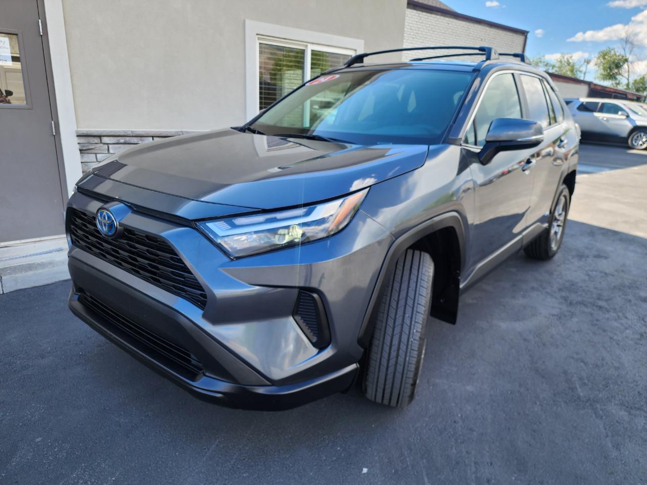 Toyota RAV4 Hybrid LE 2024