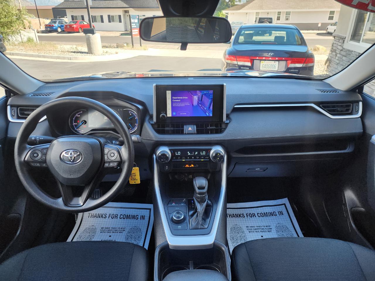 Toyota RAV4 Hybrid LE 2024