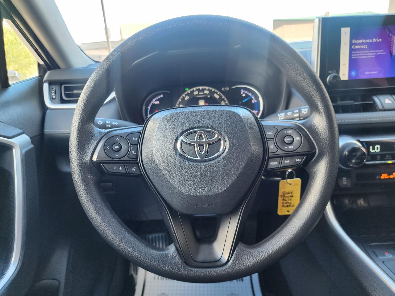 Toyota RAV4 Hybrid LE 2024