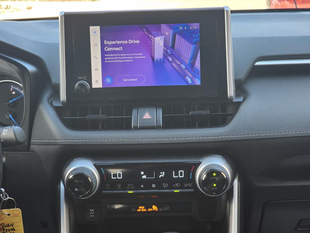 Toyota RAV4 Hybrid LE 2024