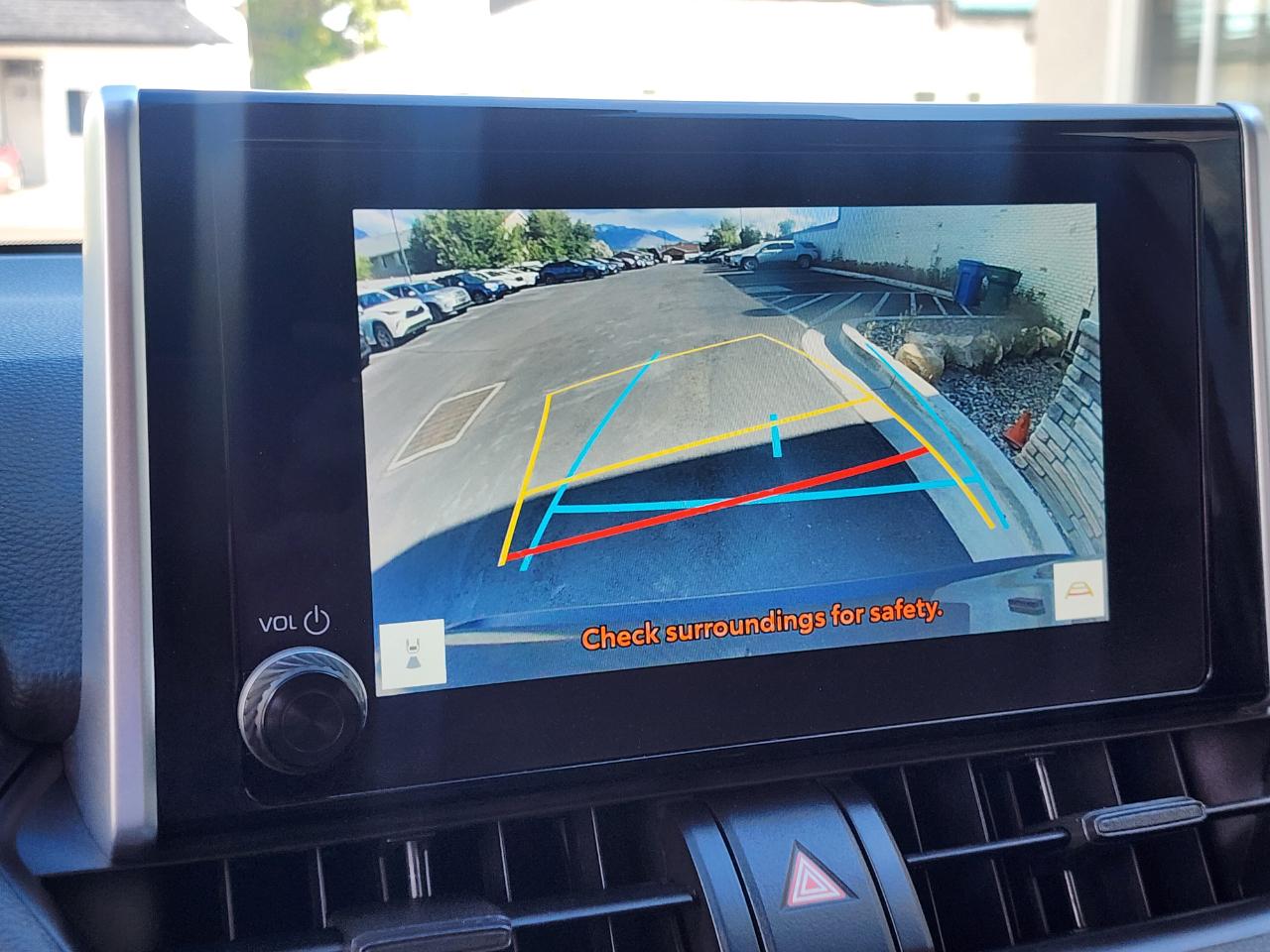 Toyota RAV4 Hybrid LE 2024