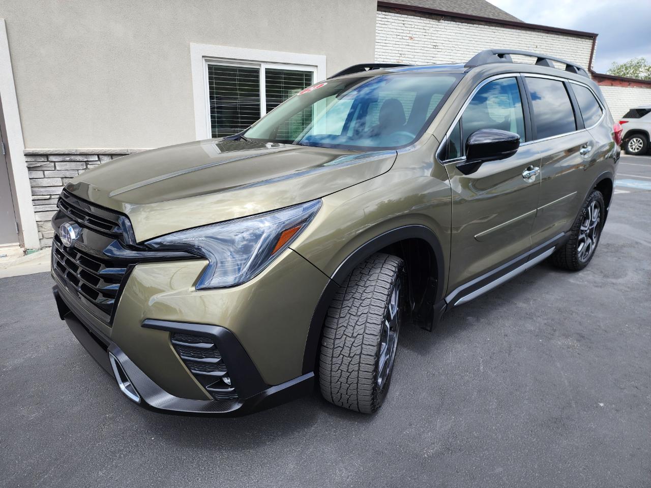 Subaru Ascent Touring 2024