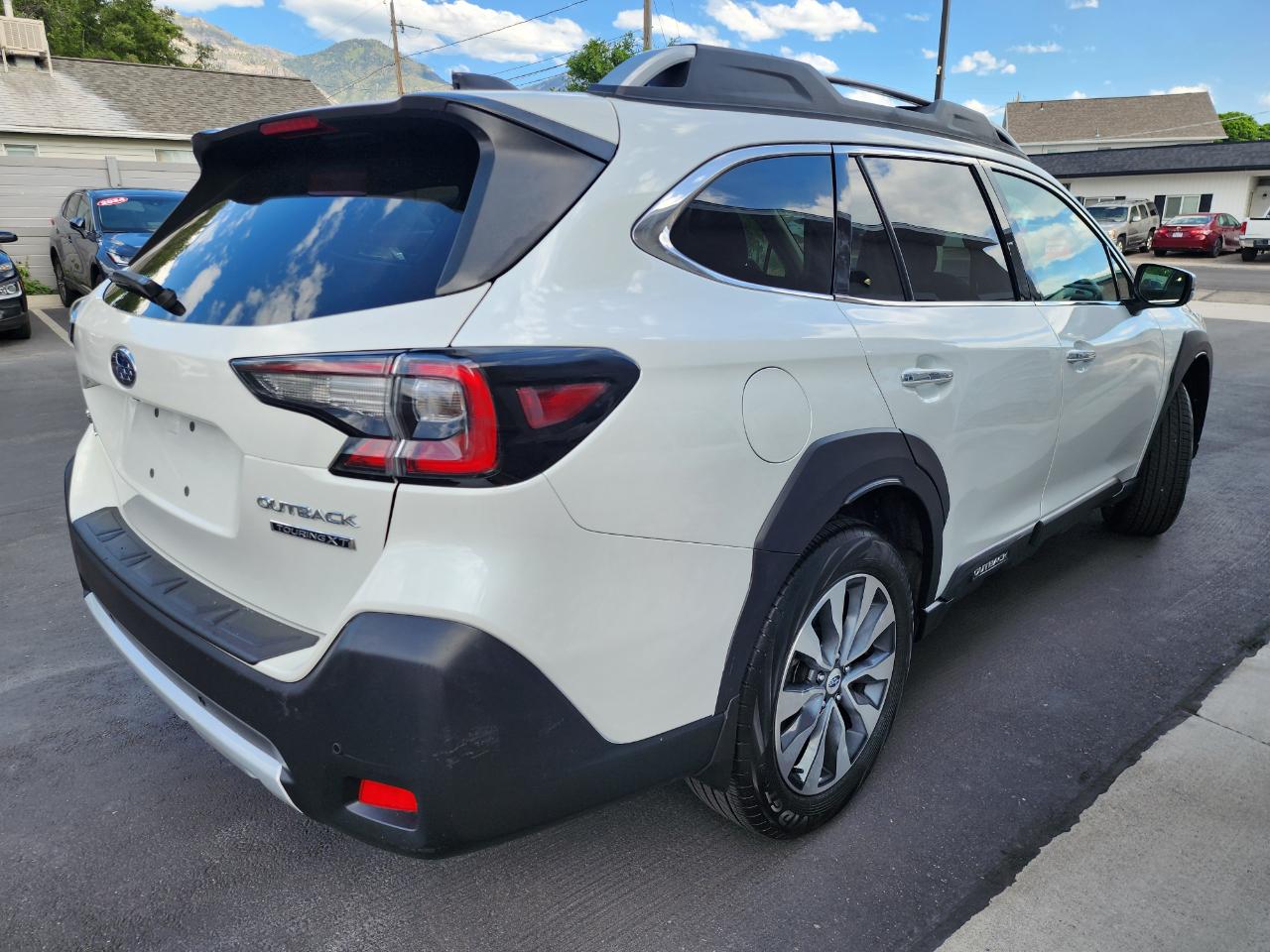 Subaru Outback Touring XT 2024