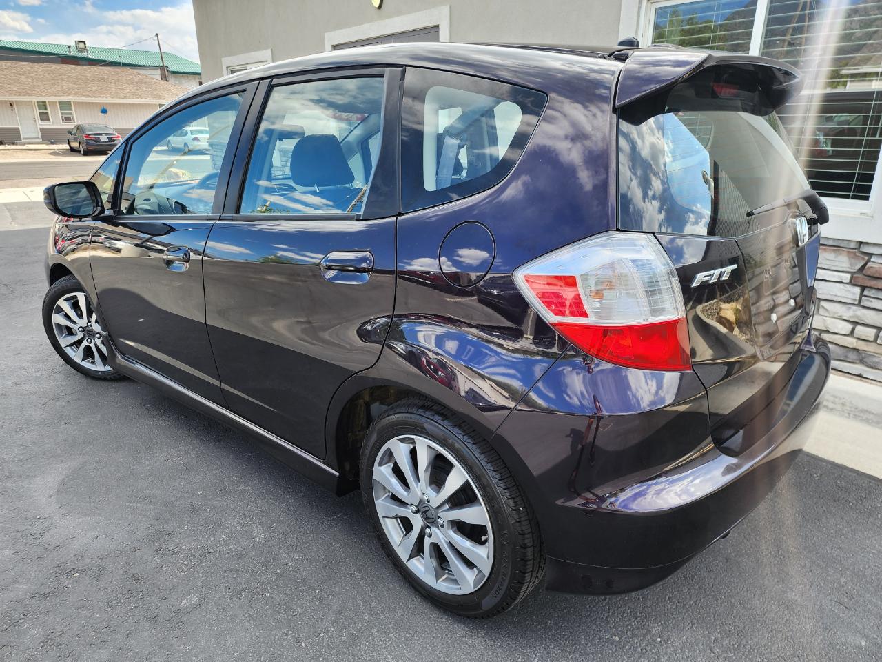 Honda Fit Sport 5-Speed AT 2013