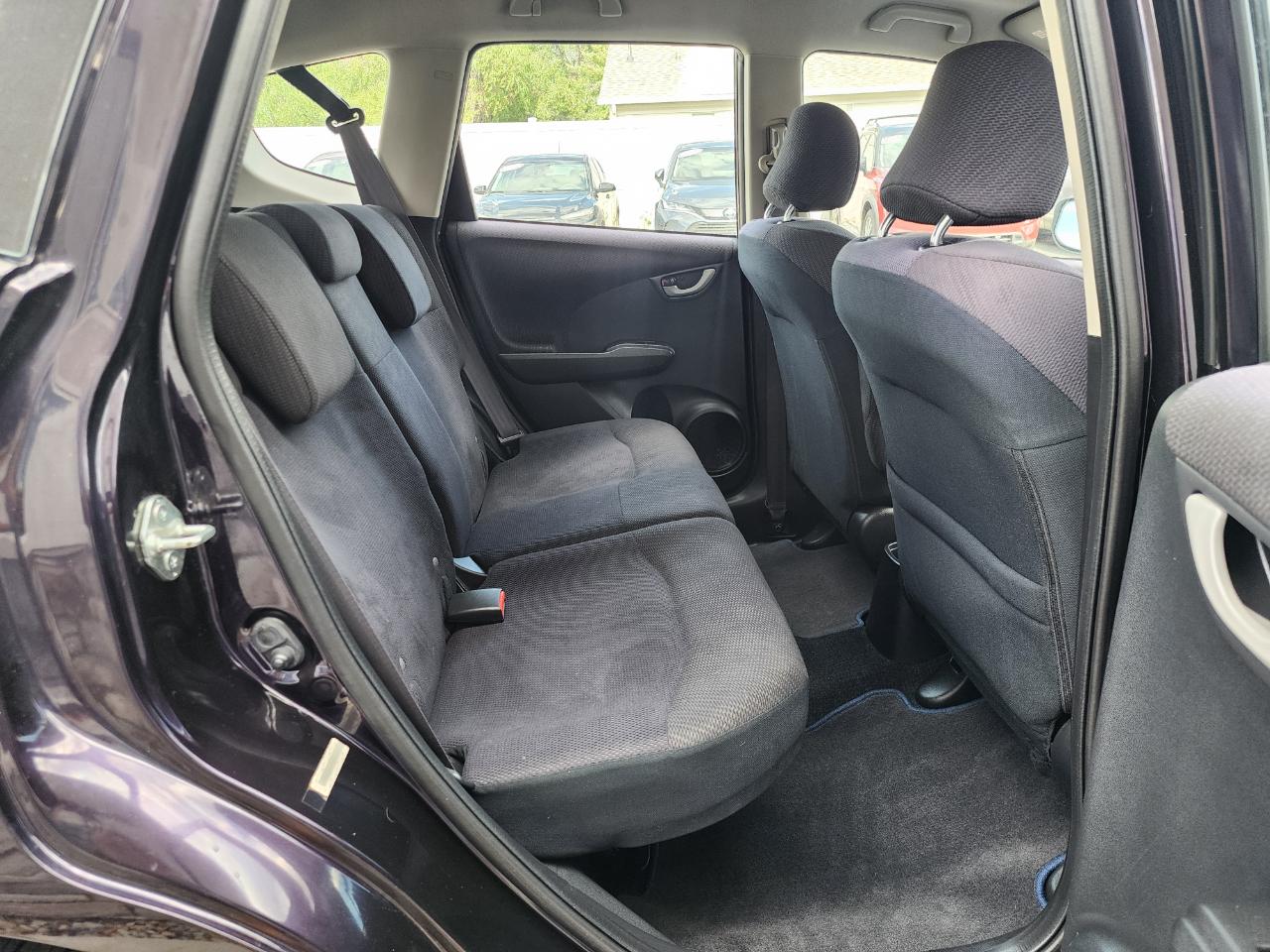 Honda Fit Sport 5-Speed AT 2013