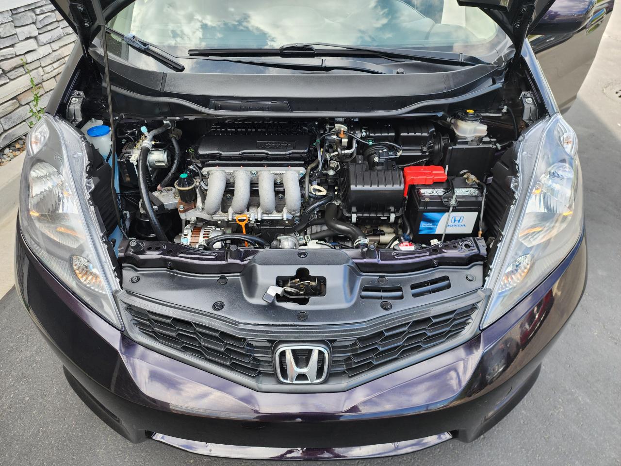 Honda Fit Sport 5-Speed AT 2013