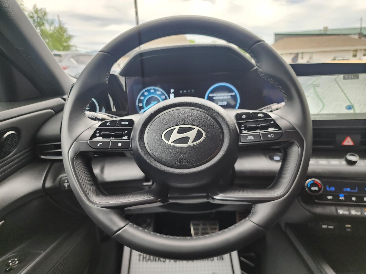 Hyundai Elantra Hybrid  2025