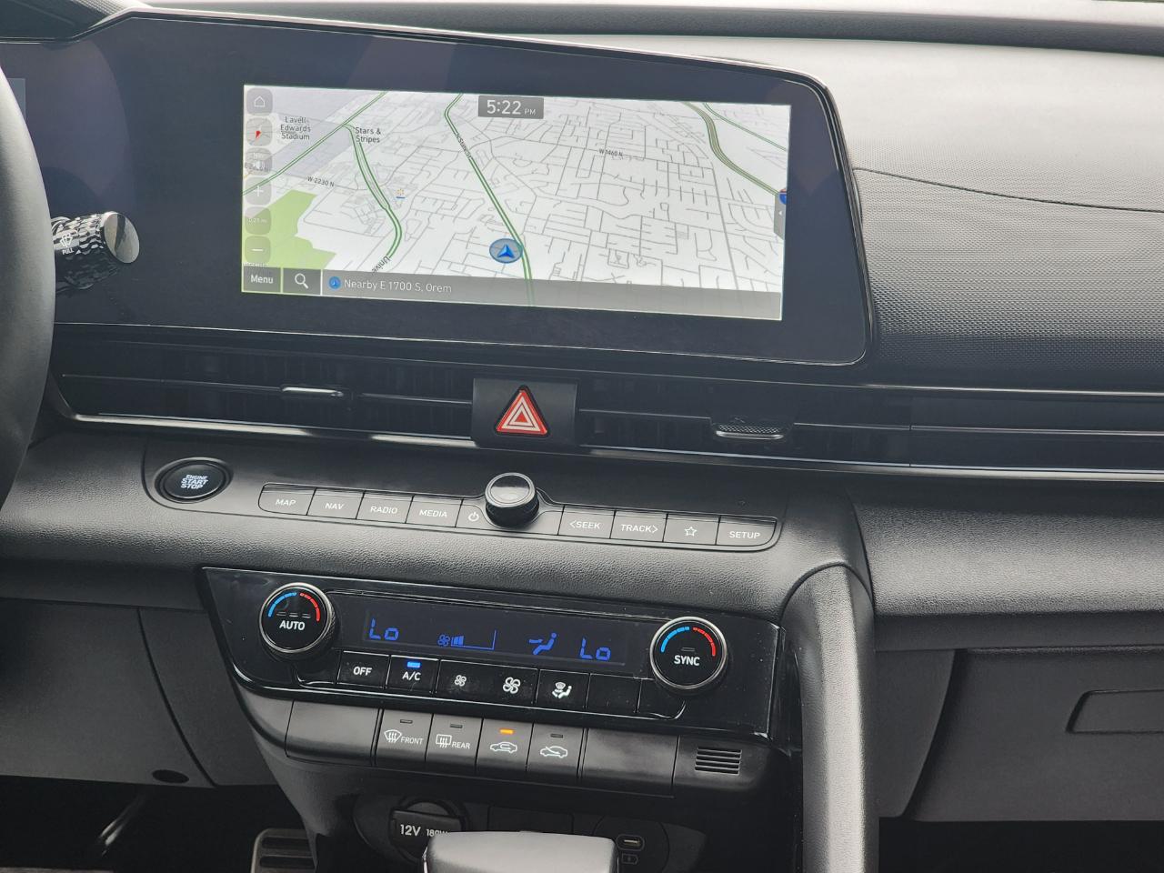 Hyundai Elantra Hybrid  2025