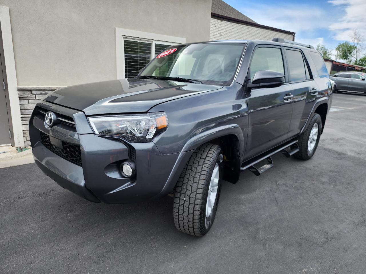Toyota 4Runner SR5 4WD 2021