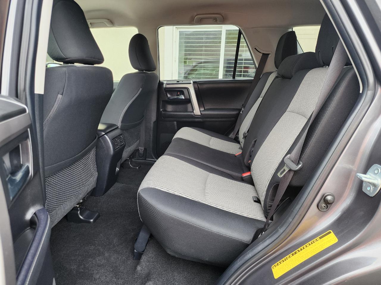 Toyota 4Runner SR5 4WD 2021