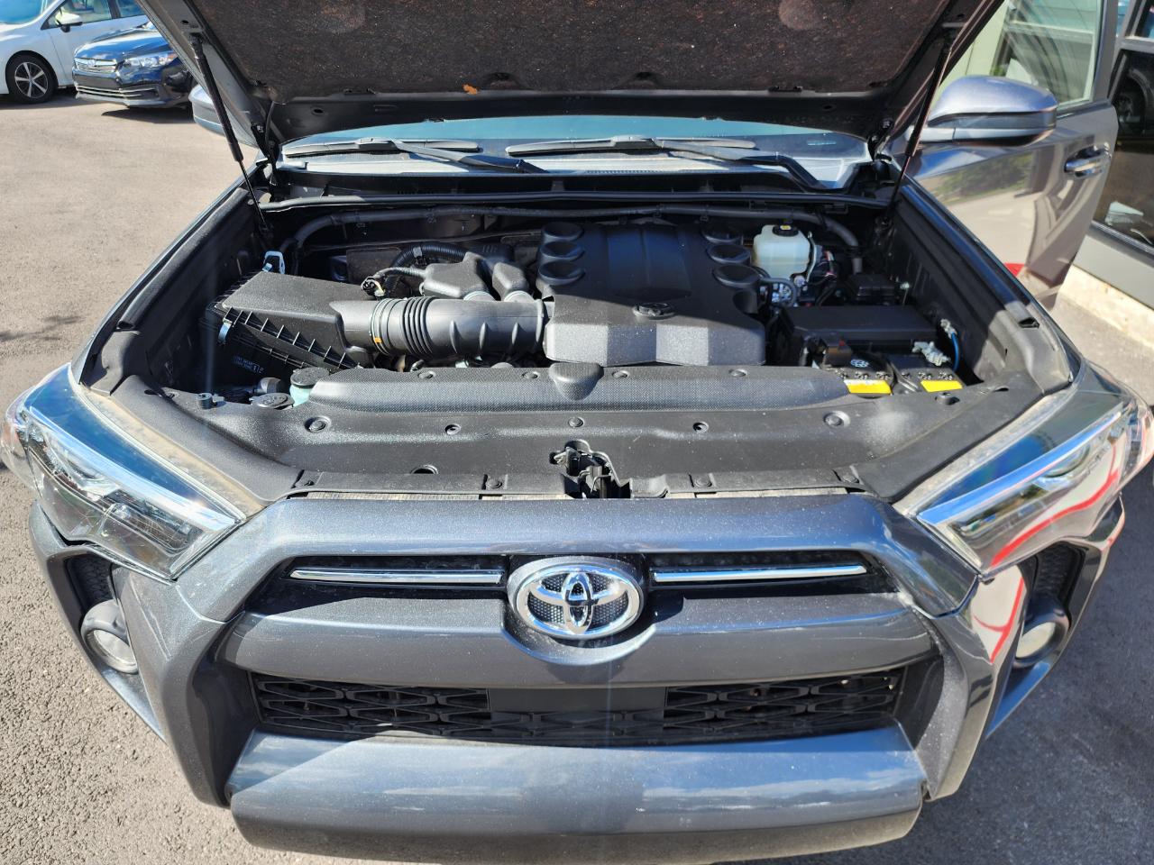 Toyota 4Runner SR5 4WD 2021