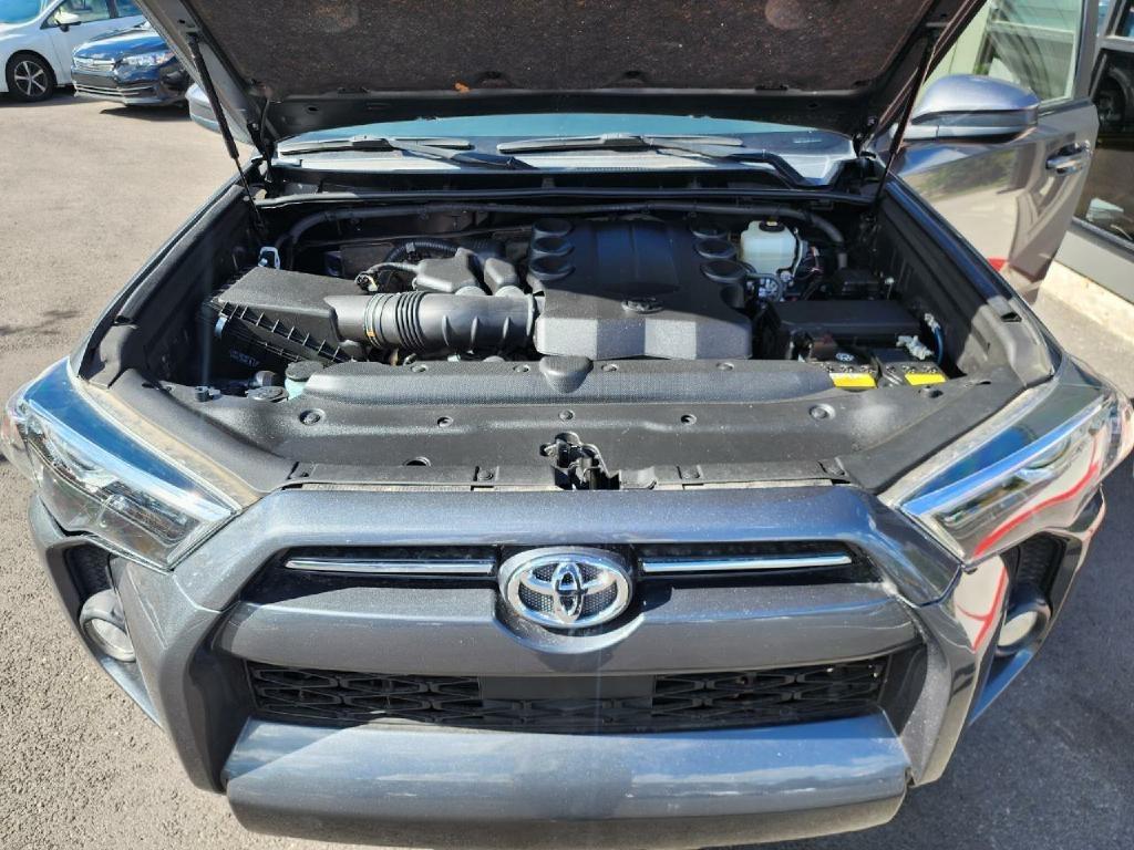 Toyota 4Runner SR5 4WD 2021