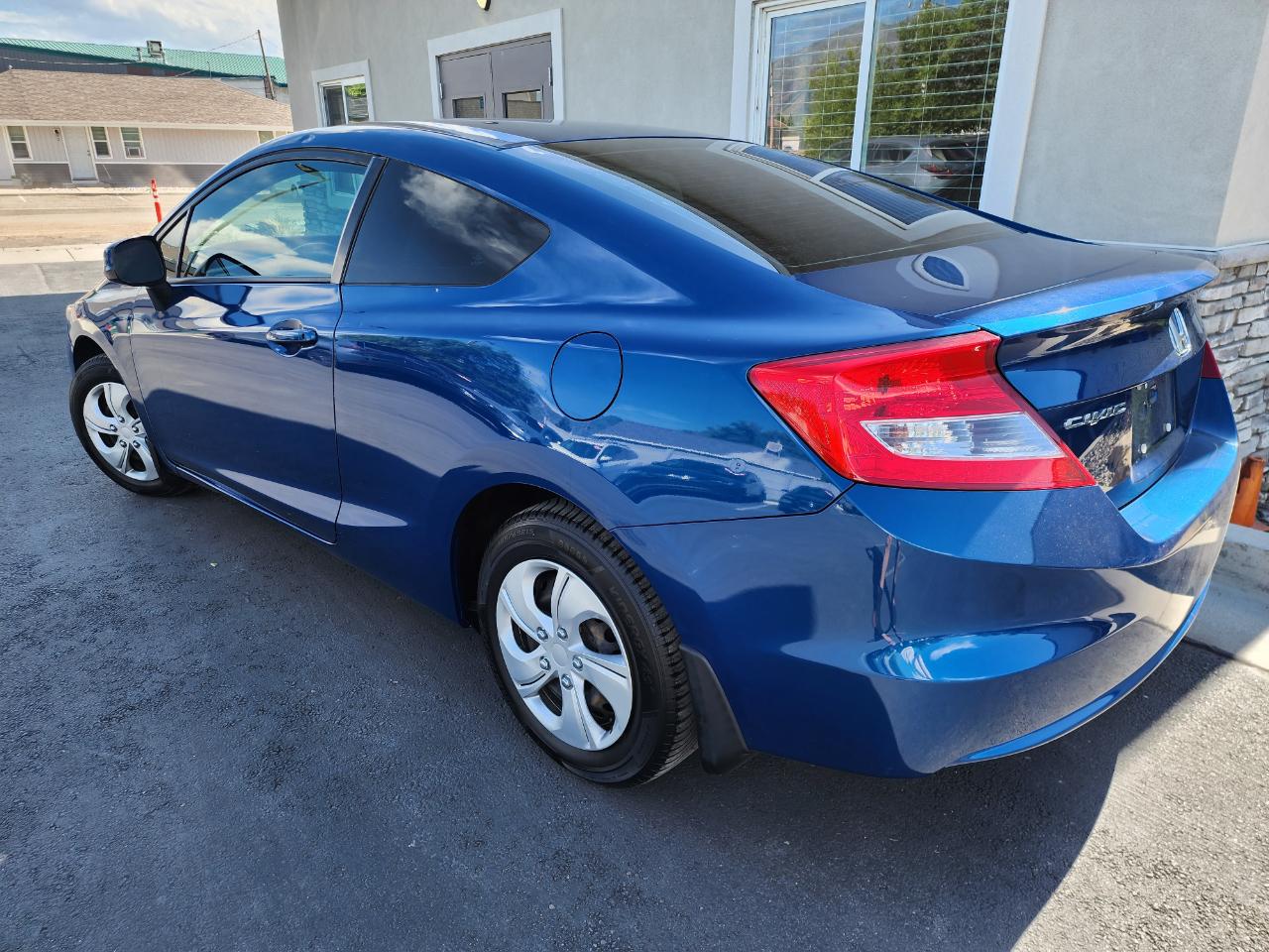 Honda Civic LX Coupe 5-Speed AT 2013