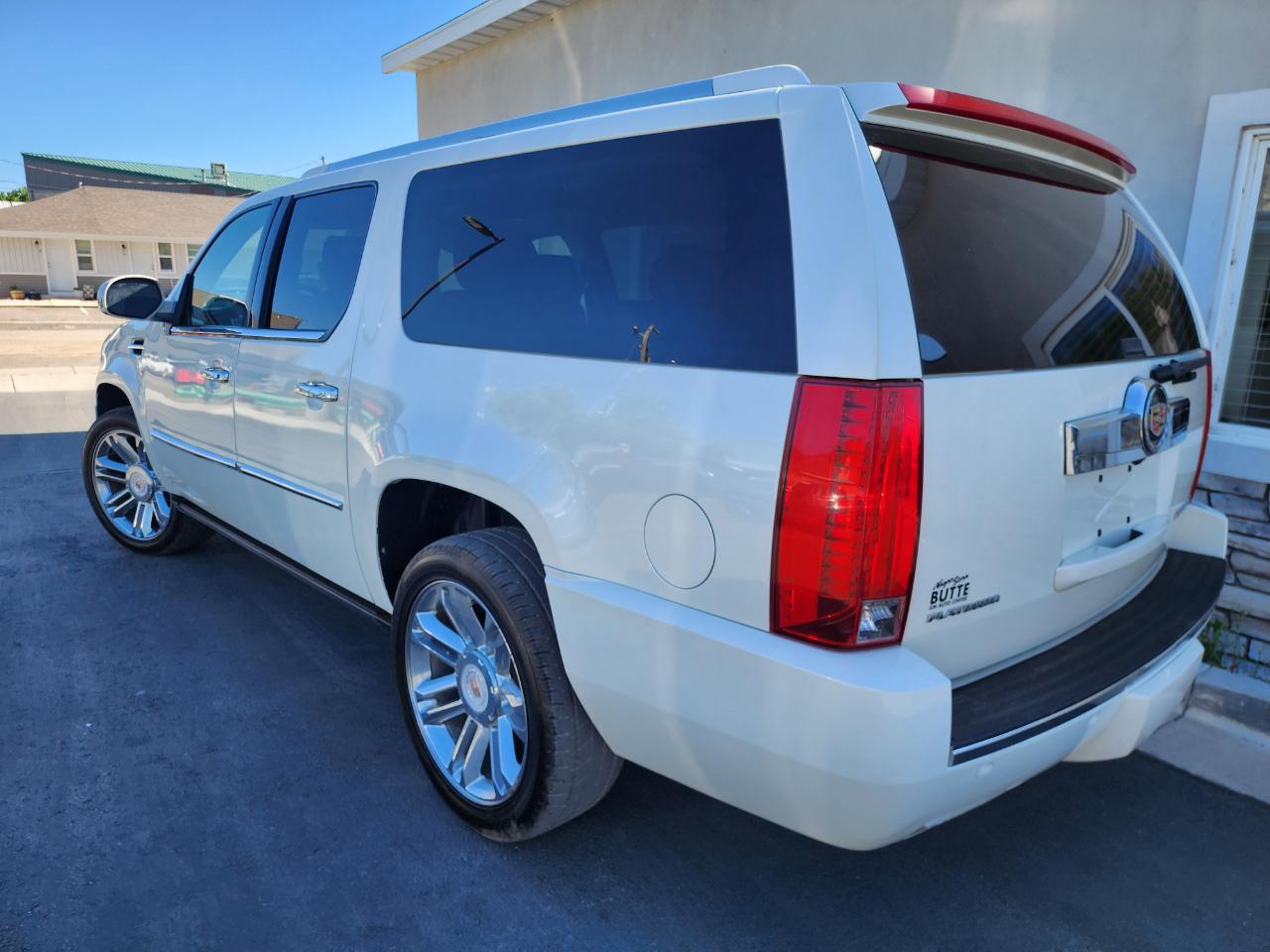 Cadillac Escalade ESV AWD Platinum 2014
