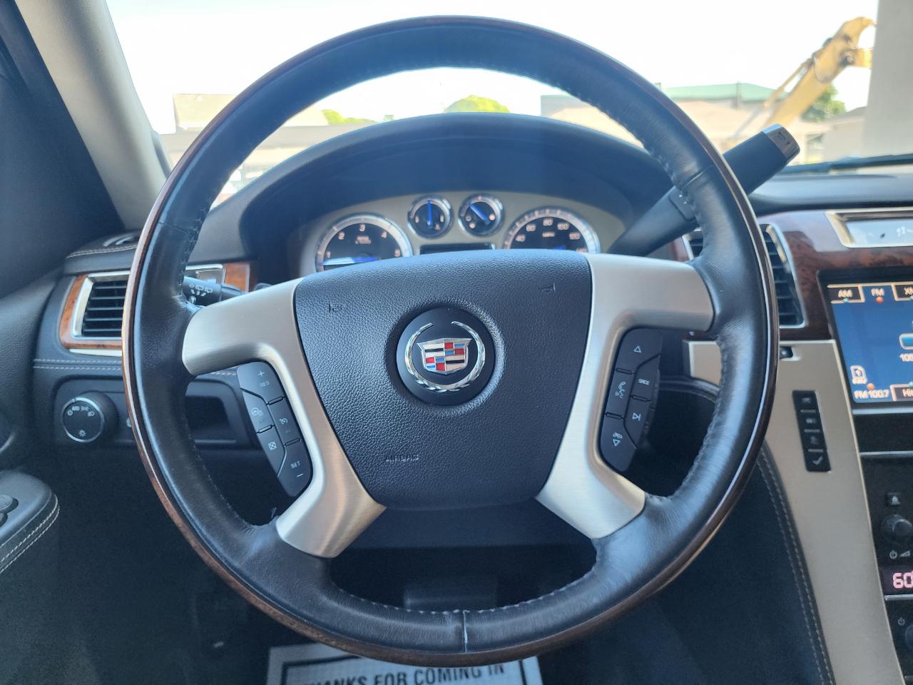 Cadillac Escalade ESV AWD Platinum 2014