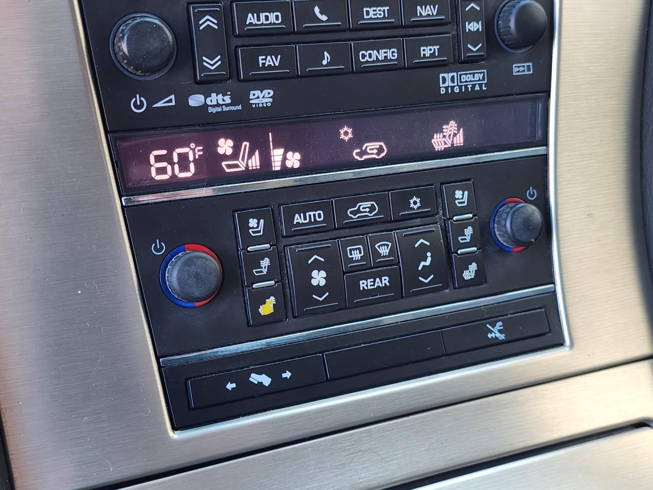Cadillac Escalade ESV AWD Platinum 2014