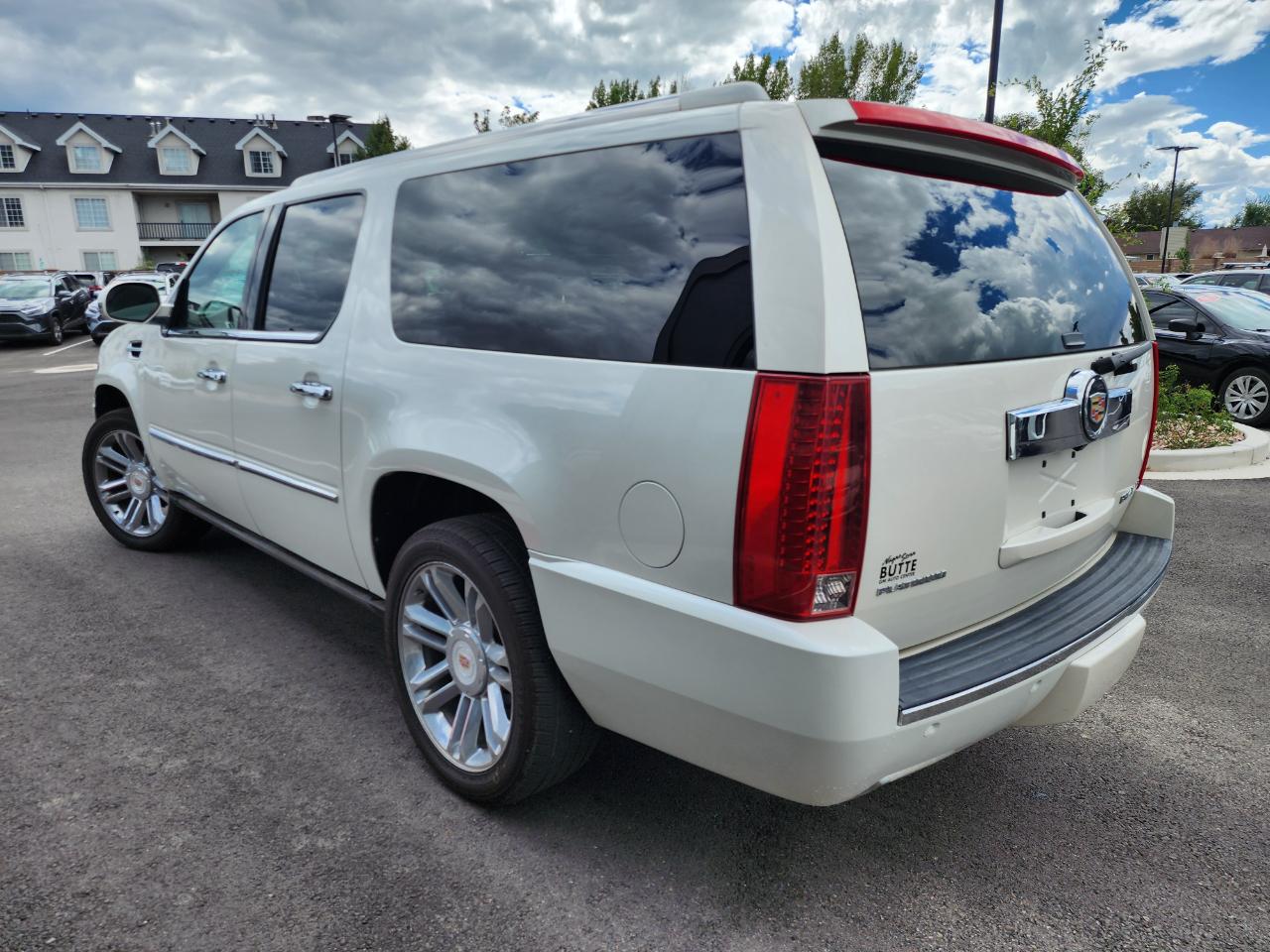 Cadillac Escalade ESV AWD Platinum 2014