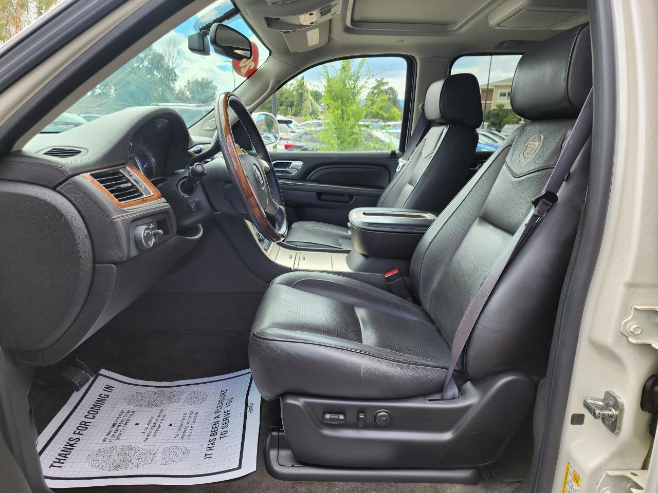 Cadillac Escalade ESV AWD Platinum 2014