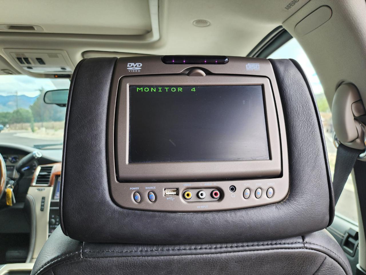 Cadillac Escalade ESV AWD Platinum 2014