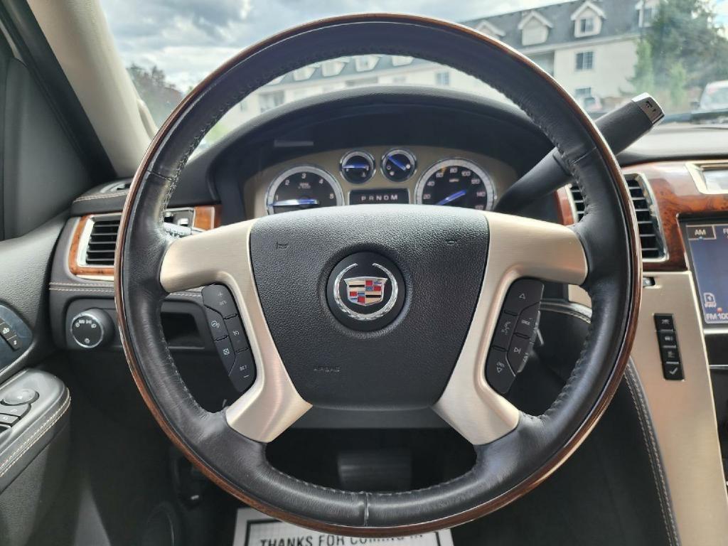 Cadillac Escalade ESV AWD Platinum 2014