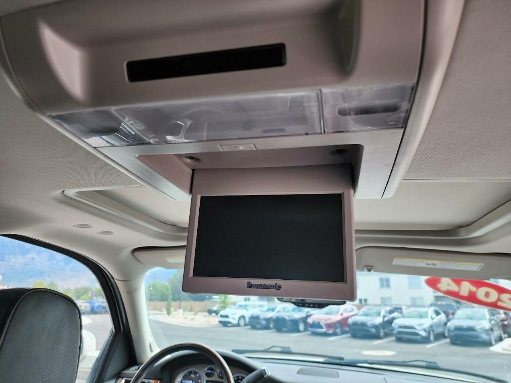 Cadillac Escalade ESV AWD Platinum 2014