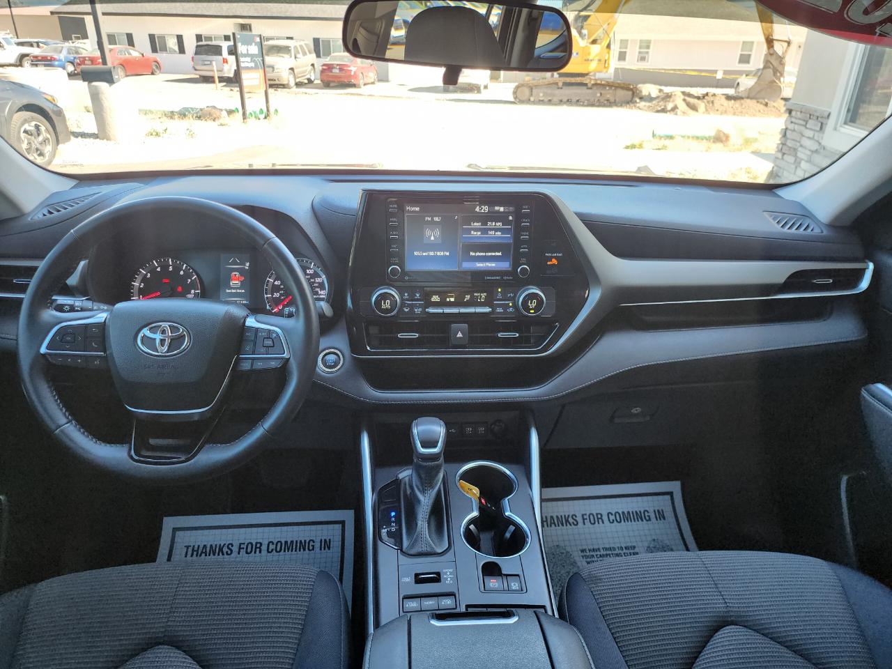 Toyota Highlander LE AWD V6 2021