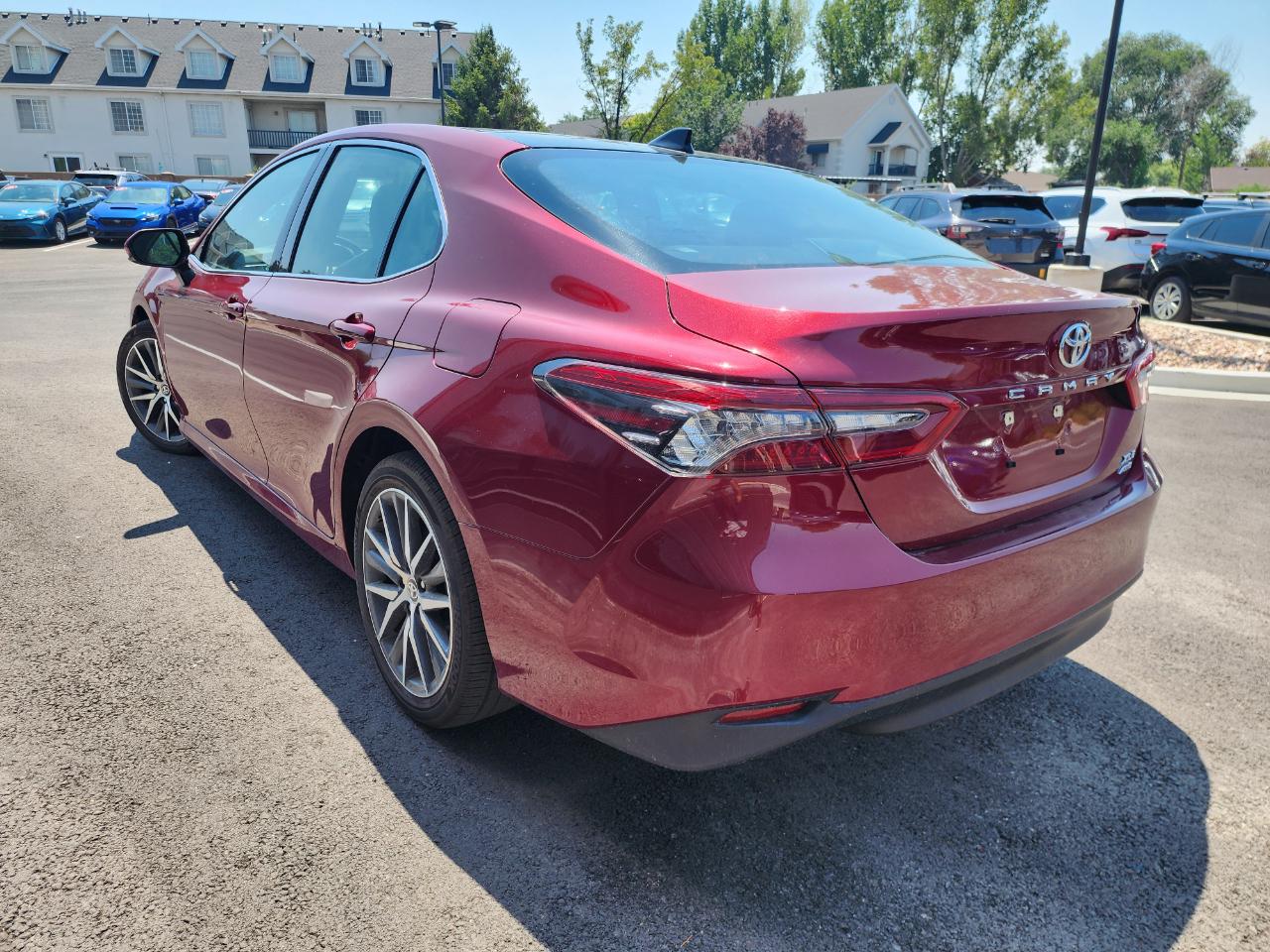 Toyota Camry XLE AWD 2021