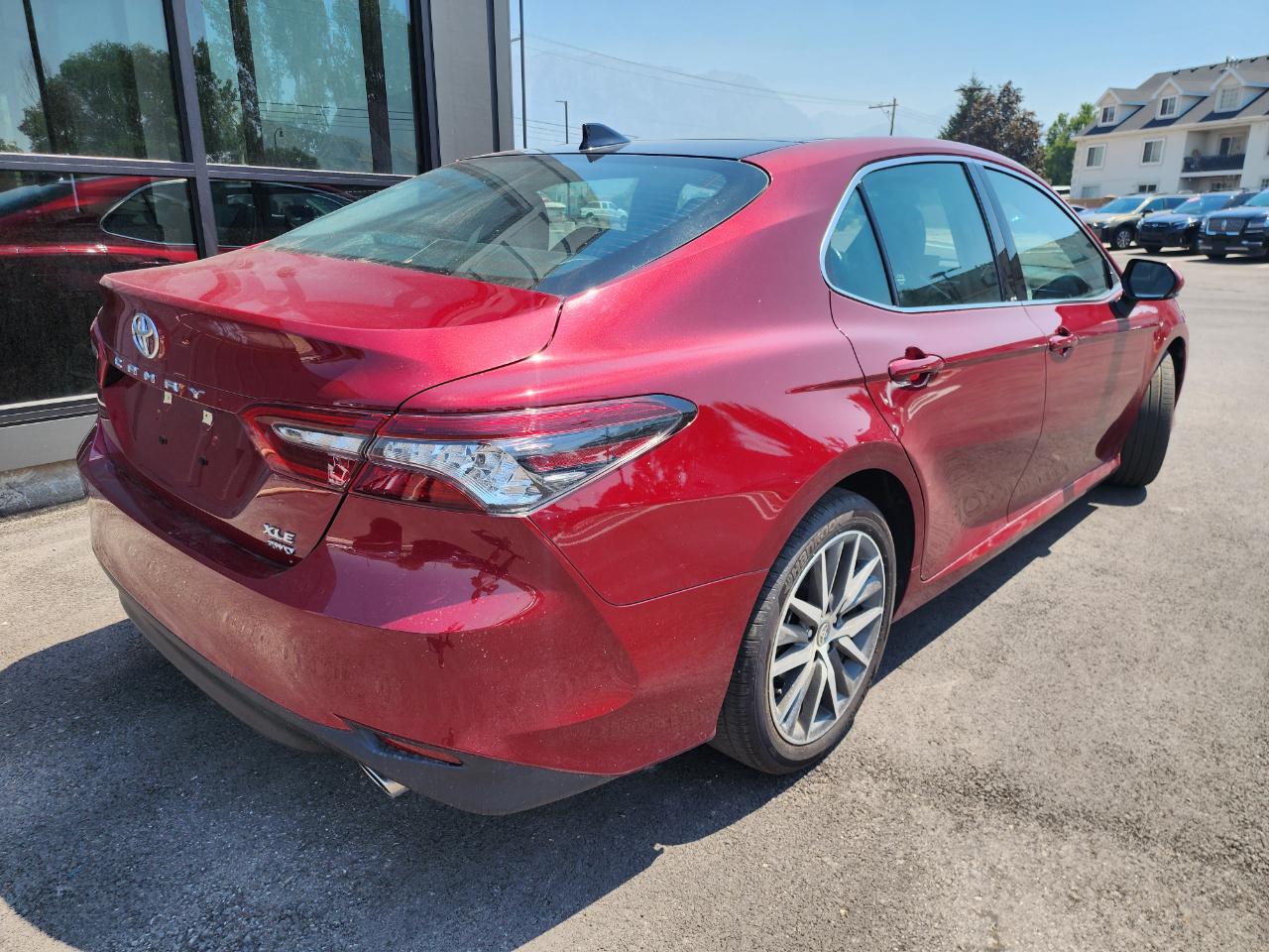 Toyota Camry XLE AWD 2021