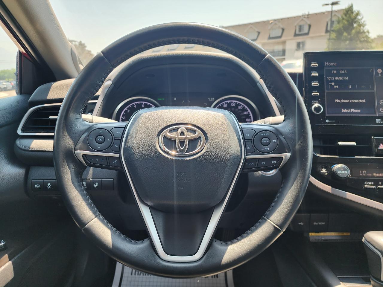 Toyota Camry XLE AWD 2021