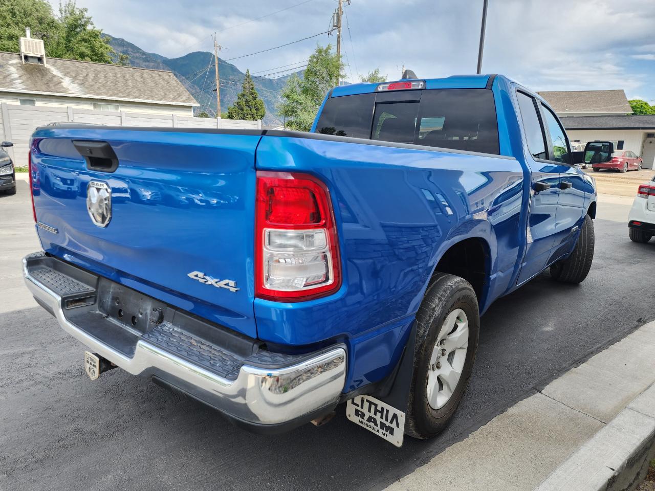 RAM 1500 Big Horn Quad Cab 4WD 2023