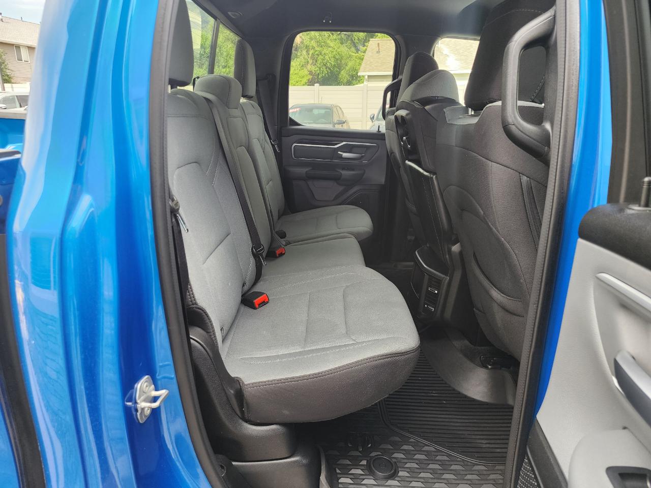 RAM 1500 Big Horn Quad Cab 4WD 2023