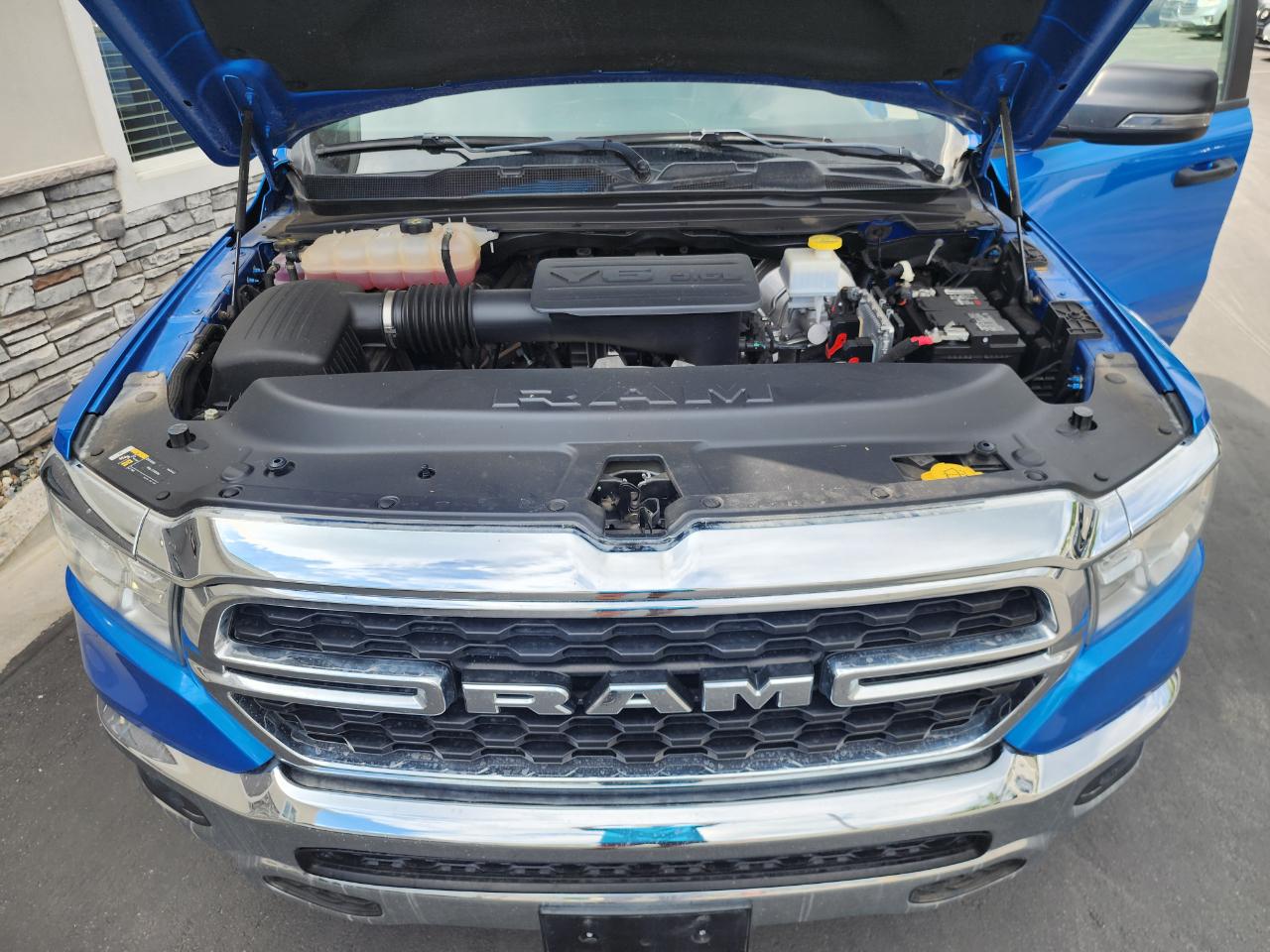 RAM 1500 Big Horn Quad Cab 4WD 2023
