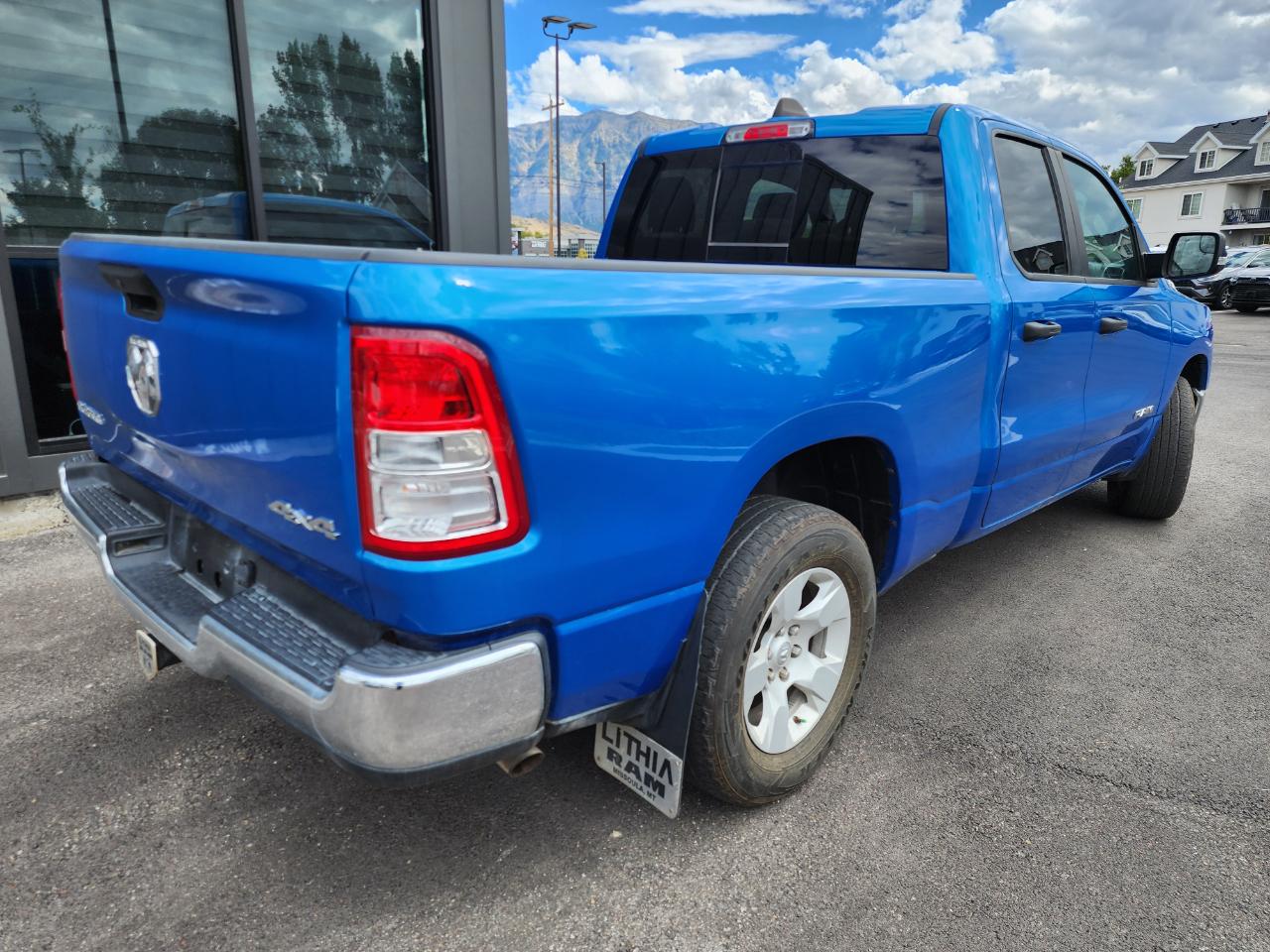 RAM 1500 Big Horn Quad Cab 4WD 2023