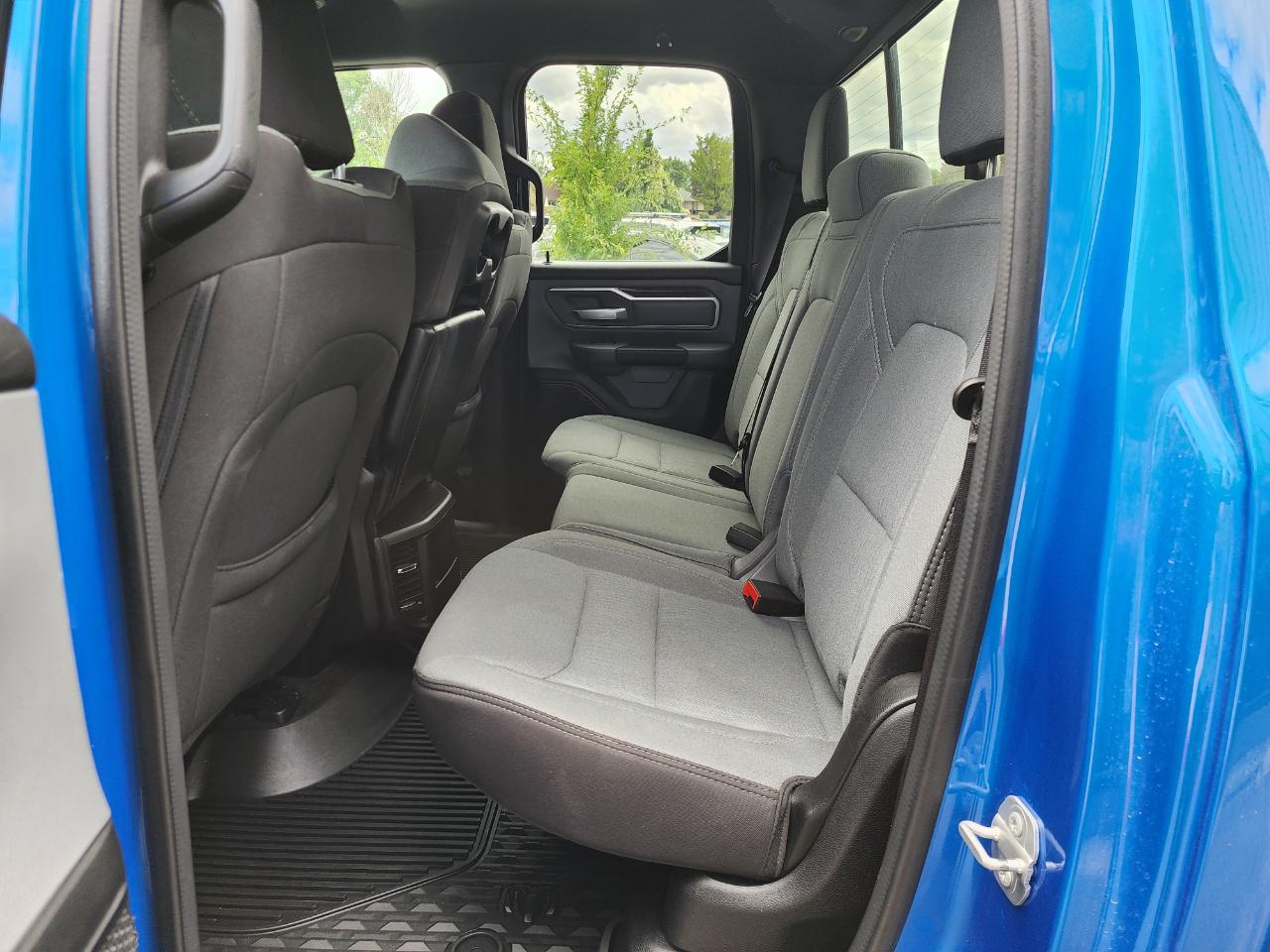 RAM 1500 Big Horn Quad Cab 4WD 2023