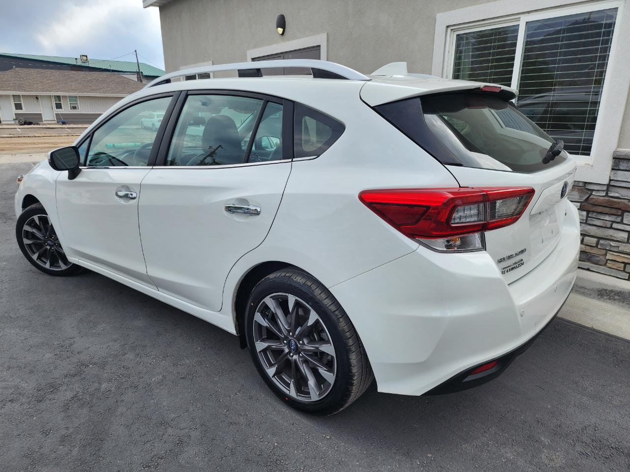 Subaru Impreza 2.0i Limited CVT 5-Door 2022